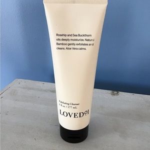Loved01 by John Legend Exfoliating with Cleanser Rosehop, Aloe Vera and Bamboo